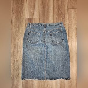 Old Navy Denim skirt size 16
